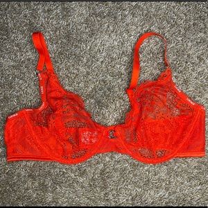 38C Lounge Underwear never worn red lace wire bra